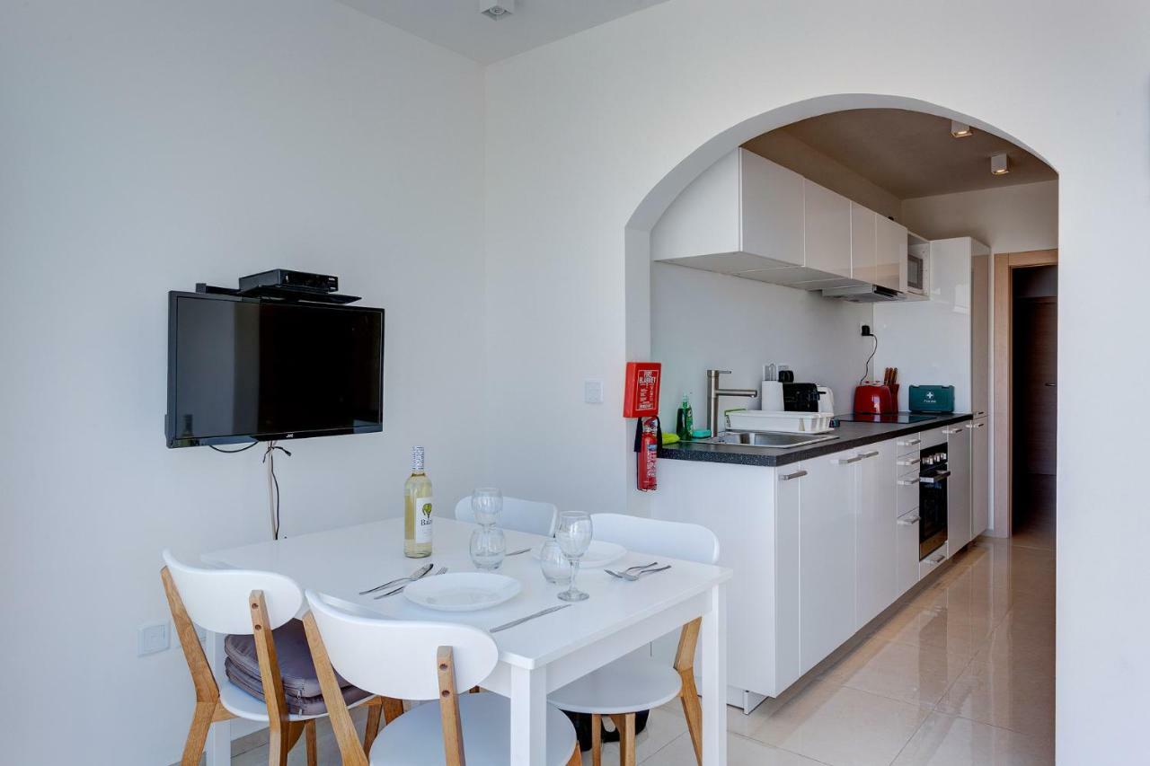 Cosy 1Br Penthouse With Terrace, Great Location Daire Gzira Dış mekan fotoğraf